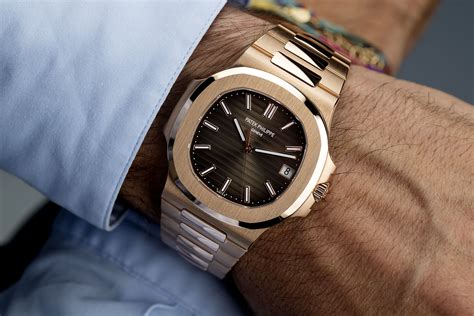 patek philippe nautilus in rose gold 5711 1r|Patek Philippe Nautilus gold price.